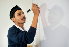 Best Teaching Courses in Dubai – 10 High-Demand Options