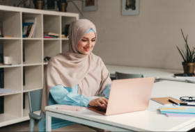 Diploma Online Courses in Sharjah: Your Complete Guide to Flexible Higher Education in the UAE (2025–26)